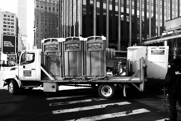 Porta potty delivery and setup